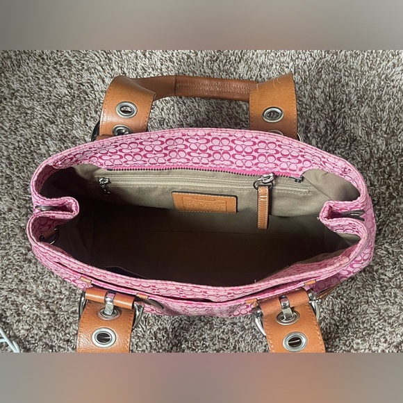 Vintage Coach #F10927 Signature Soho Purse PINK RARE - Picture 9 of 10
